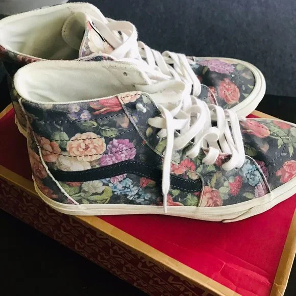 Vans Sk8 Hi Moody Floral Tapered